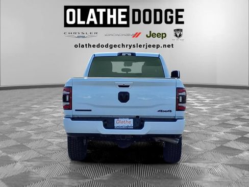 Used 2024 RAM 2500 Big Horn w/ Night Edition AWD/4WD image 23