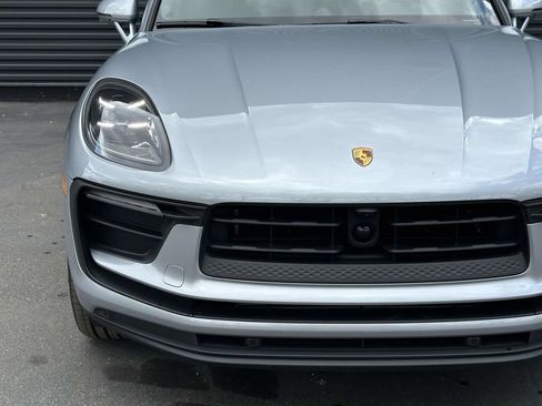 Used 2026 Porsche Macan AWD/4WD image 10