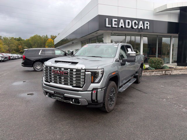 Used 2025 GMC Sierra 2500 Denali w/ Denali Reserve Package AWD/4WD image 1