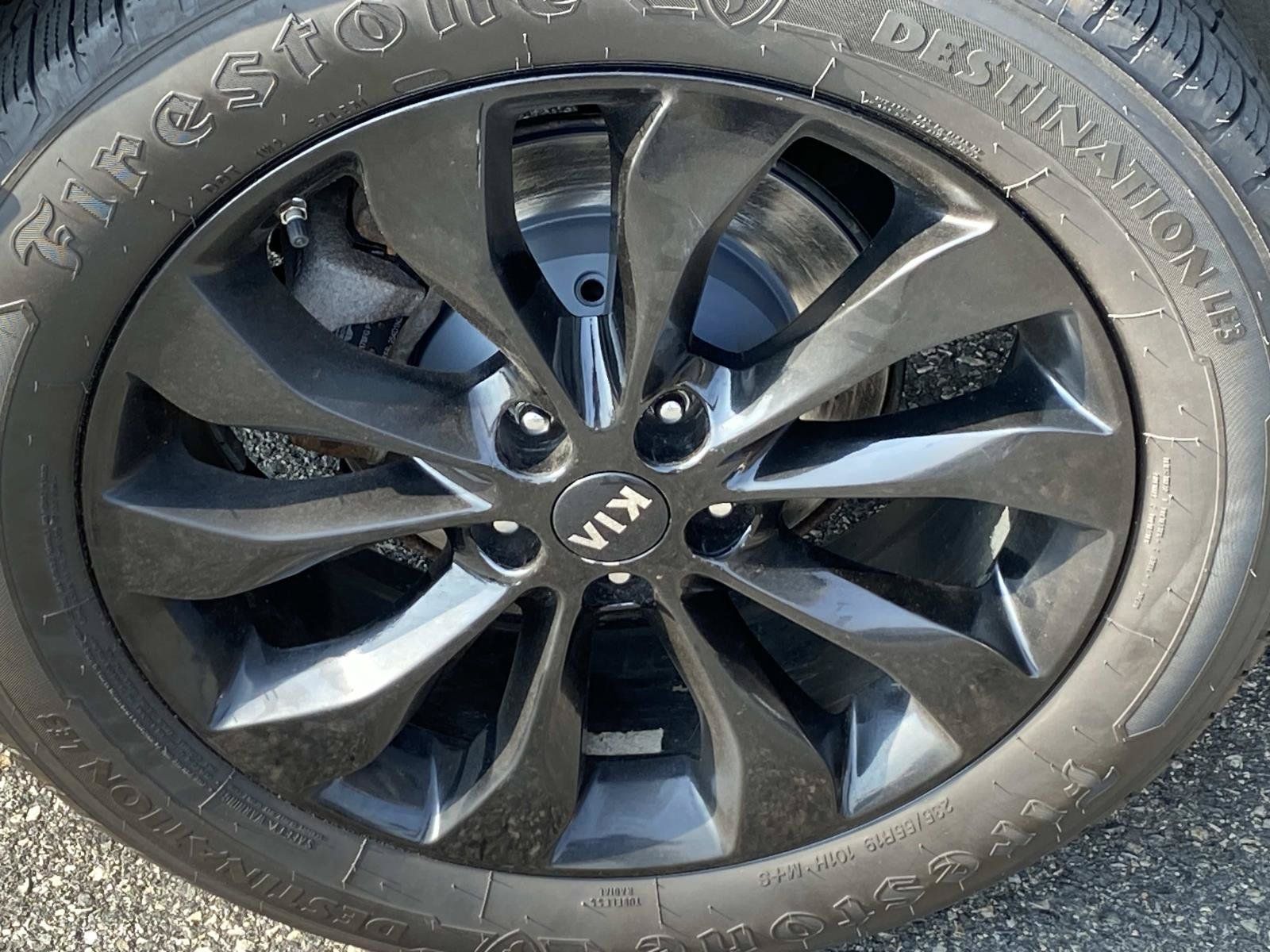 Used 2019 Kia Sorento S AWD/4WD image 26