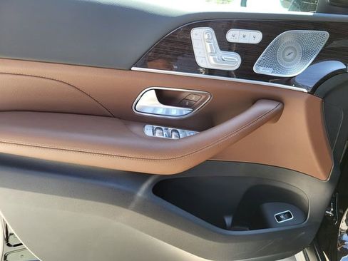 New 2025 Mercedes-Benz GLS 450 4MATIC image 19