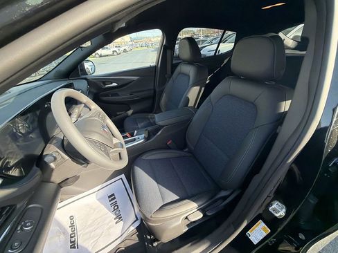 New 2026 Buick Envista Preferred FWD image 17