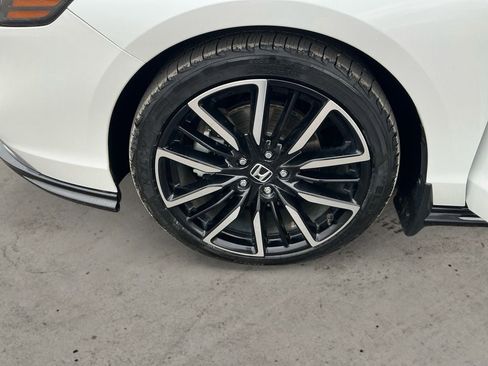 Used 2024 Honda Accord Touring image 14