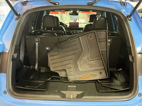 Used 2025 Honda Pilot TrailSport image 26
