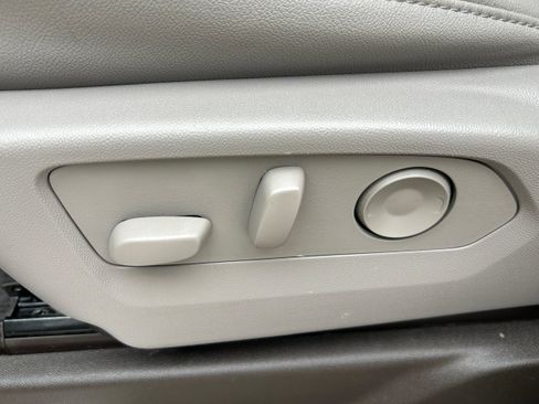 Used 2024 Chevrolet Silverado 1500 LTZ w/ LTZ Premium Texas Edition image 20