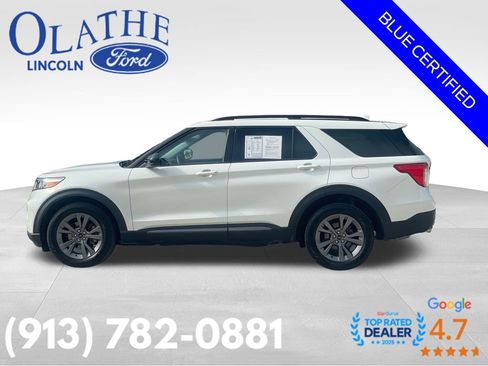 Certified 2022 Ford Explorer XLT w/ Equipment Group 202A AWD/4WD image 2
