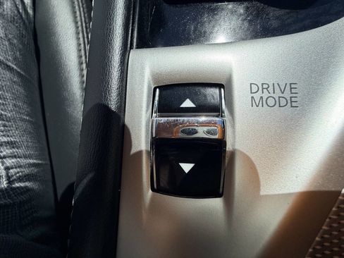 Used 2016 INFINITI Q50 3.0t Premium w/ 3.0T Premium Plus Package image 8