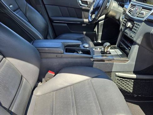 Used 2010 Mercedes-Benz E 63 AMG Sedan image 17