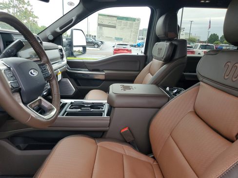 New 2026 Ford F250 King Ranch w/ Chrome Package image 17