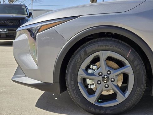 New 2026 Kia K4 LXS image 5