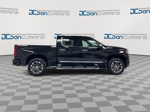 New 2026 Chevrolet Silverado 1500 High Country w/ Technology Package AWD/4WD image 9