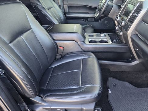 Used 2019 Ford Expedition XLT w/ Equipment Group 202A image 12