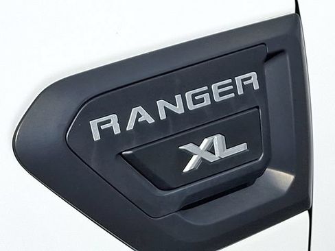 Used 2021 Ford Ranger XL RWD image 5