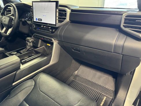 Used 2022 Toyota Tundra Platinum w/ Advanced Package image 5