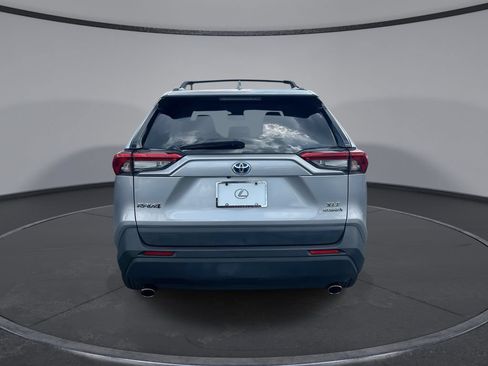Used 2022 Toyota RAV4 XLE Premium AWD/4WD image 14