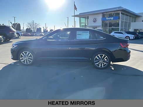 New 2026 Volkswagen Jetta SE image 8