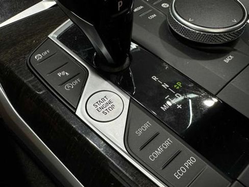 Used 2020 BMW 330i Sedan w/ Convenience Package image 27