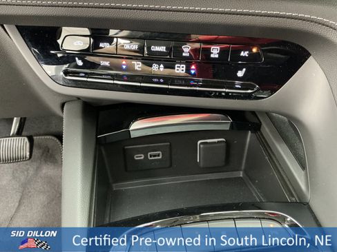 Used 2023 Buick Envision Essence image 12