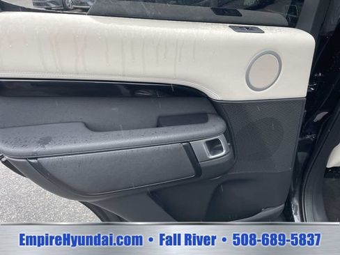 Used 2025 Land Rover Discovery S AWD/4WD image 15
