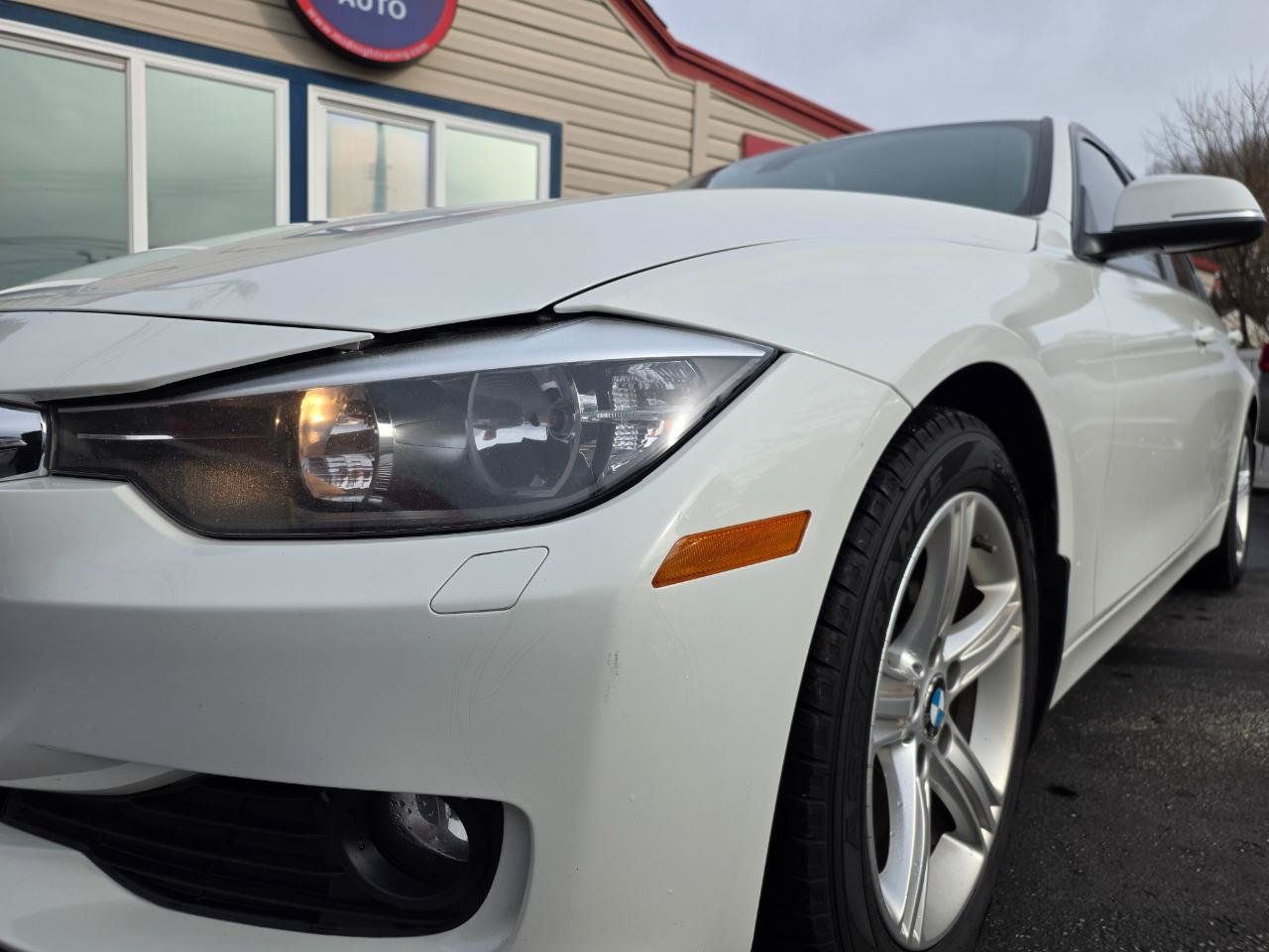 Used 2014 BMW 328d xDrive Sedan AWD/4WD image 13