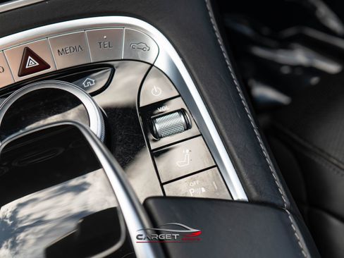 Used 2019 Mercedes-Benz S 560 4MATIC Sedan w/ Premium Package image 40