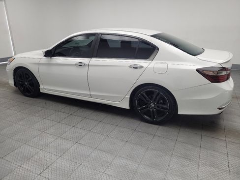 Used 2016 Honda Accord Sport image 3