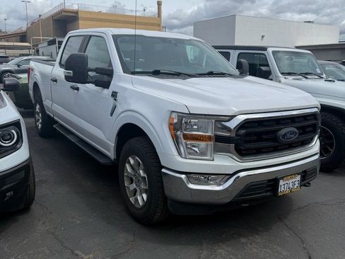 Certified 2021 Ford F150 XLT w/ Max Trailer Tow Package AWD/4WD image 3