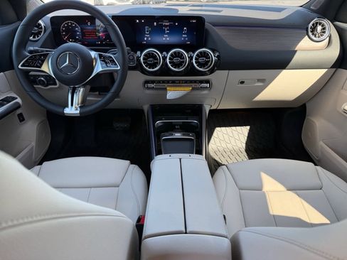 New 2026 Mercedes-Benz GLA 250 4MATIC image 13