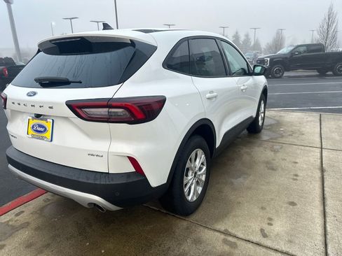 Used 2025 Ford Escape Active w/ Tech Pack #1 image 4