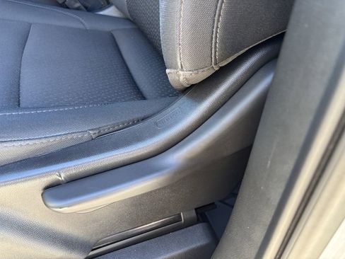 Used 2024 GMC Sierra 2500 Pro w/ Convenience Package image 25