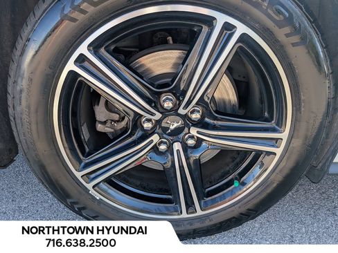 Used 2025 Ford Mustang Premium RWD image 36