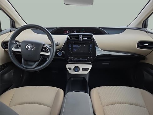 Used 2016 Toyota Prius Two image 13