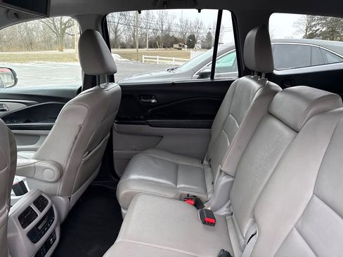 Used 2019 Honda Pilot EX-L image 18