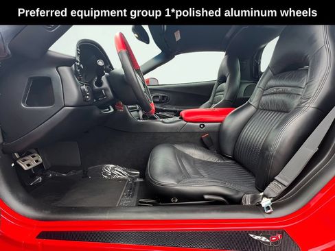 Used 2003 Chevrolet Corvette Coupe w/ Preferred Equipment Group RWD image 16