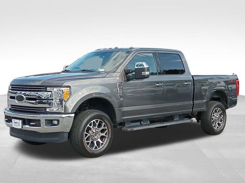 Used 2017 Ford F250 Lariat w/ Chrome Package AWD/4WD image 8