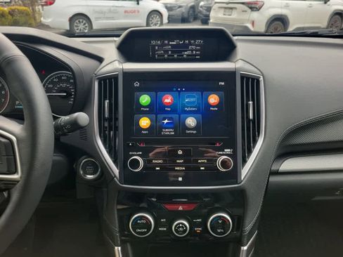 Used 2020 Subaru Forester Limited image 13