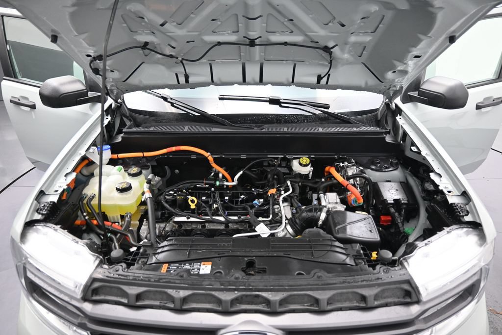 Used 2024 Ford Maverick XLT FWD image 32