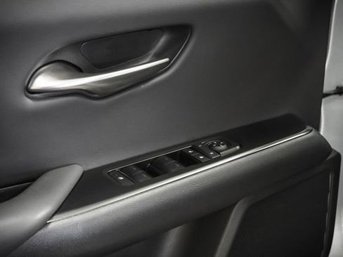 Used 2025 Lexus UX 300h FWD image 12