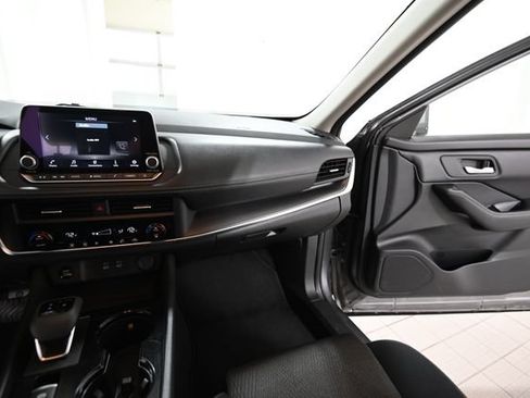 Used 2025 Nissan Rogue SV AWD/4WD image 27