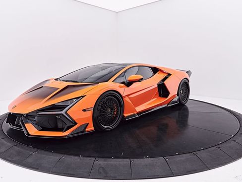 Used 2025 Lamborghini Revuelto AWD/4WD image 16