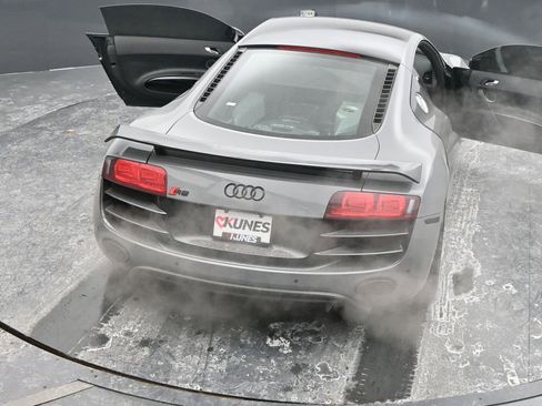 Used 2010 Audi R8 V10 image 87