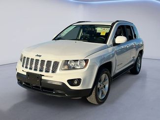Used 2014 Jeep Compass Latitude video 1