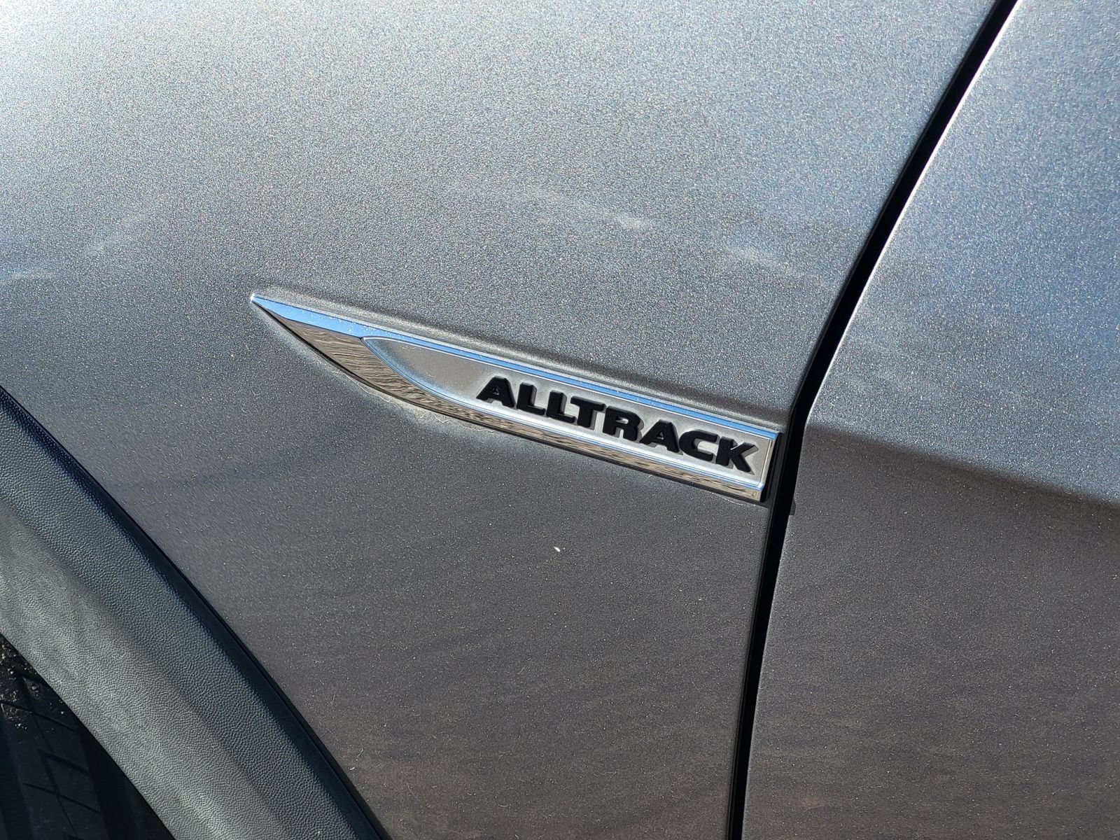 Used 2018 Volkswagen Golf Alltrack SEL AWD/4WD image 9