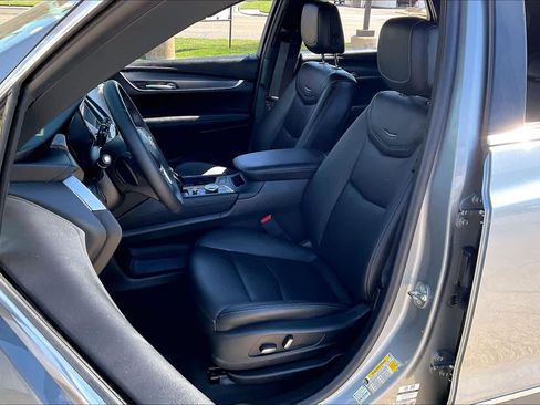 Used 2024 Cadillac XT5 Luxury image 7