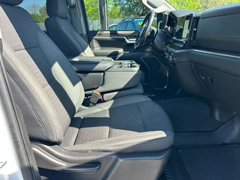 Used 2022 Chevrolet Silverado 1500 LT w/ All Star Edition Plus image 10