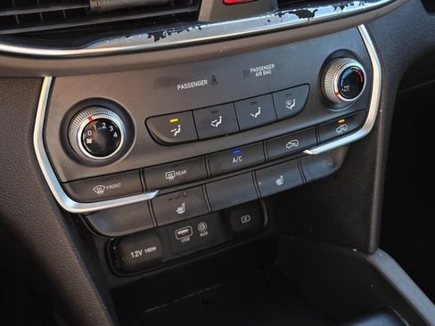 Used 2020 Hyundai Santa Fe SEL image 26