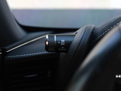 Used 2021 Lexus LC 500 Coupe w/ Carbon Fiber Package image 36