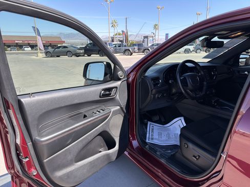 Used 2023 Dodge Durango GT image 13