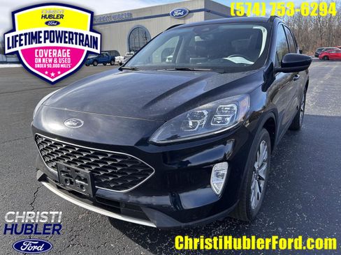 Used 2021 Ford Escape Titanium w/ Class II Trailer Tow Package image 1