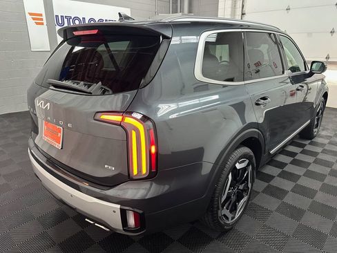 Used 2024 Kia Telluride EX AWD/4WD image 10